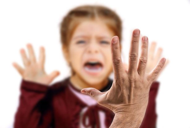 Trotziges Kind, © Bild von Gerd Altmann auf Pixabay